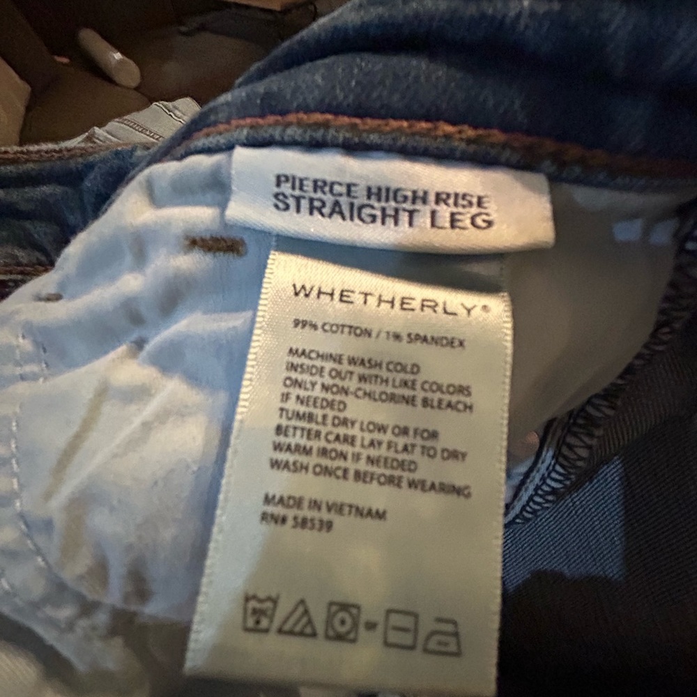 Weatherly jeans- distressed